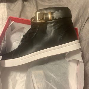 Size 12 Black fashion sneakers (Brand new)